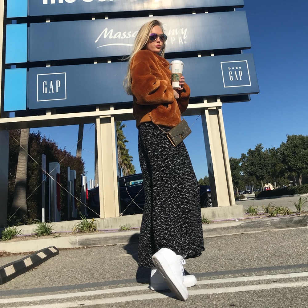 Meet your Posher, Molly